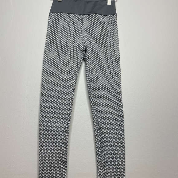 TikTok Leggings - Picture 1 of 4